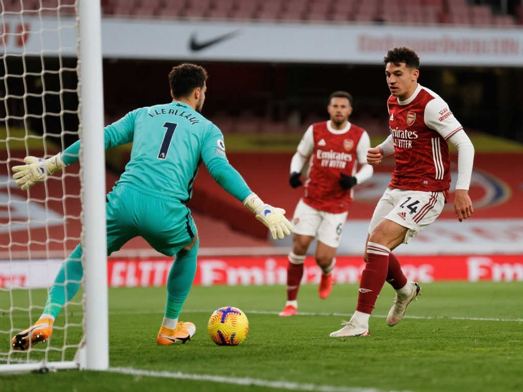 上半场拉亚献关键助攻,阿森纳暂缺身影 上半场拉亚献关键助攻,阿森纳暂缺身影