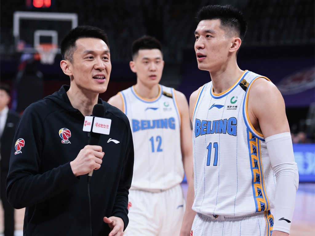 杨鸣硬怼马健痛快淋漓!直言觊觎京城双星,暗讽周琦借小郭艾伦发声 杨鸣硬怼马健痛快淋漓!直言觊觎京城双星,暗讽周琦借小郭艾伦发声